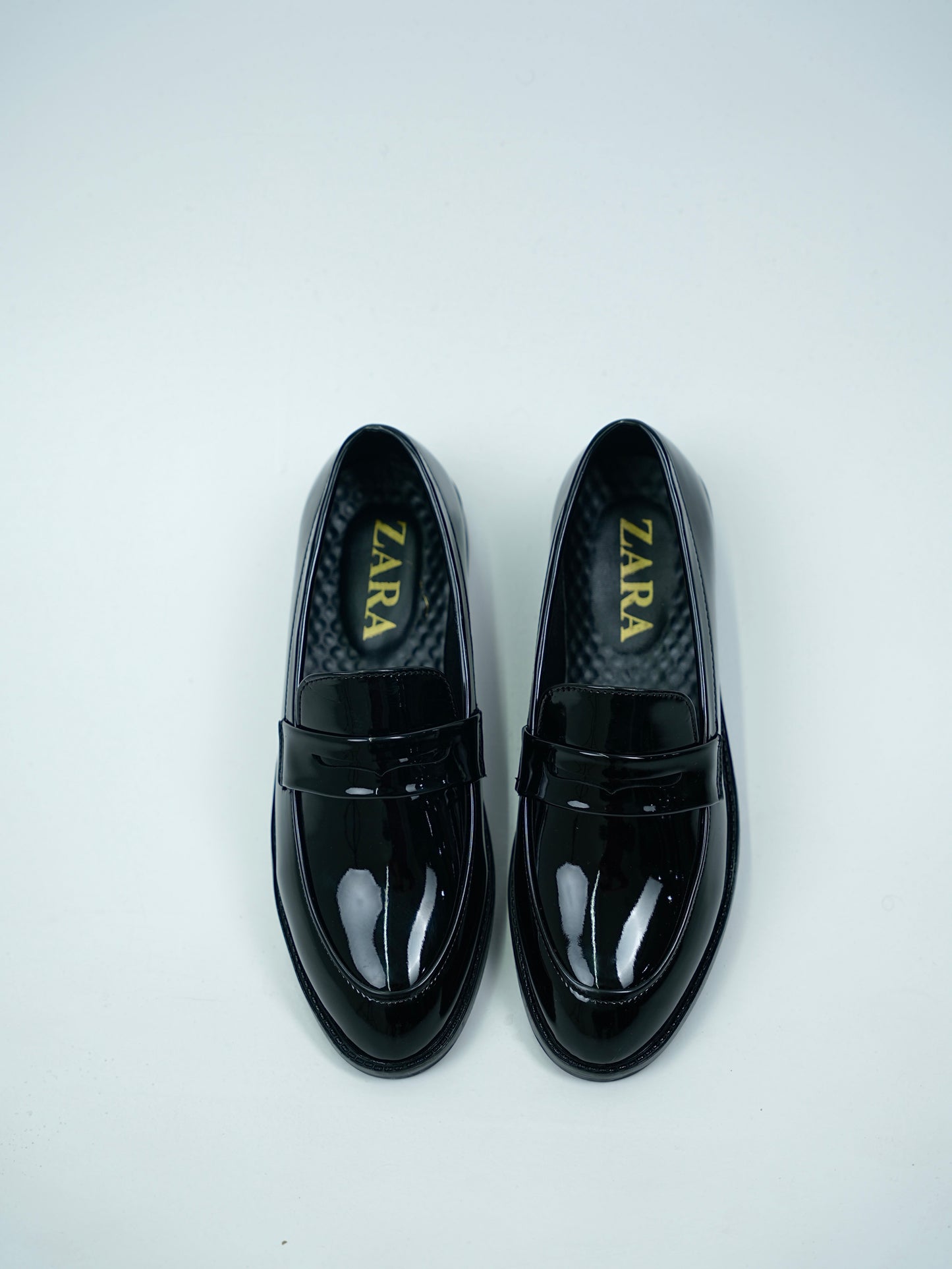 Black Colour Glossy Loafer