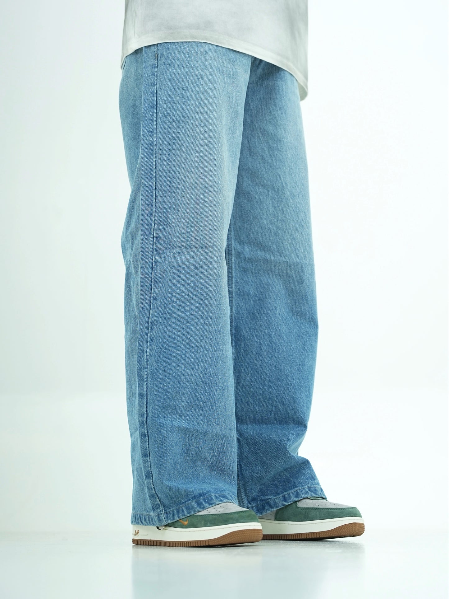 WIDE LEG DENIM