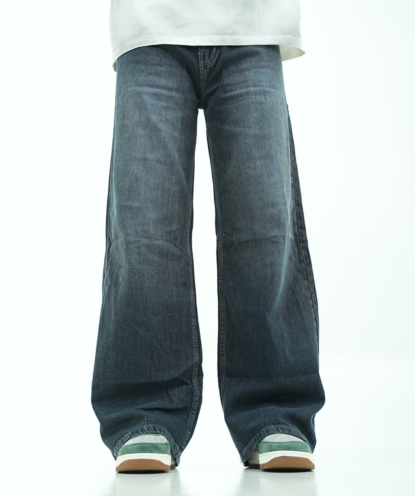 WIDE LEG DENIM