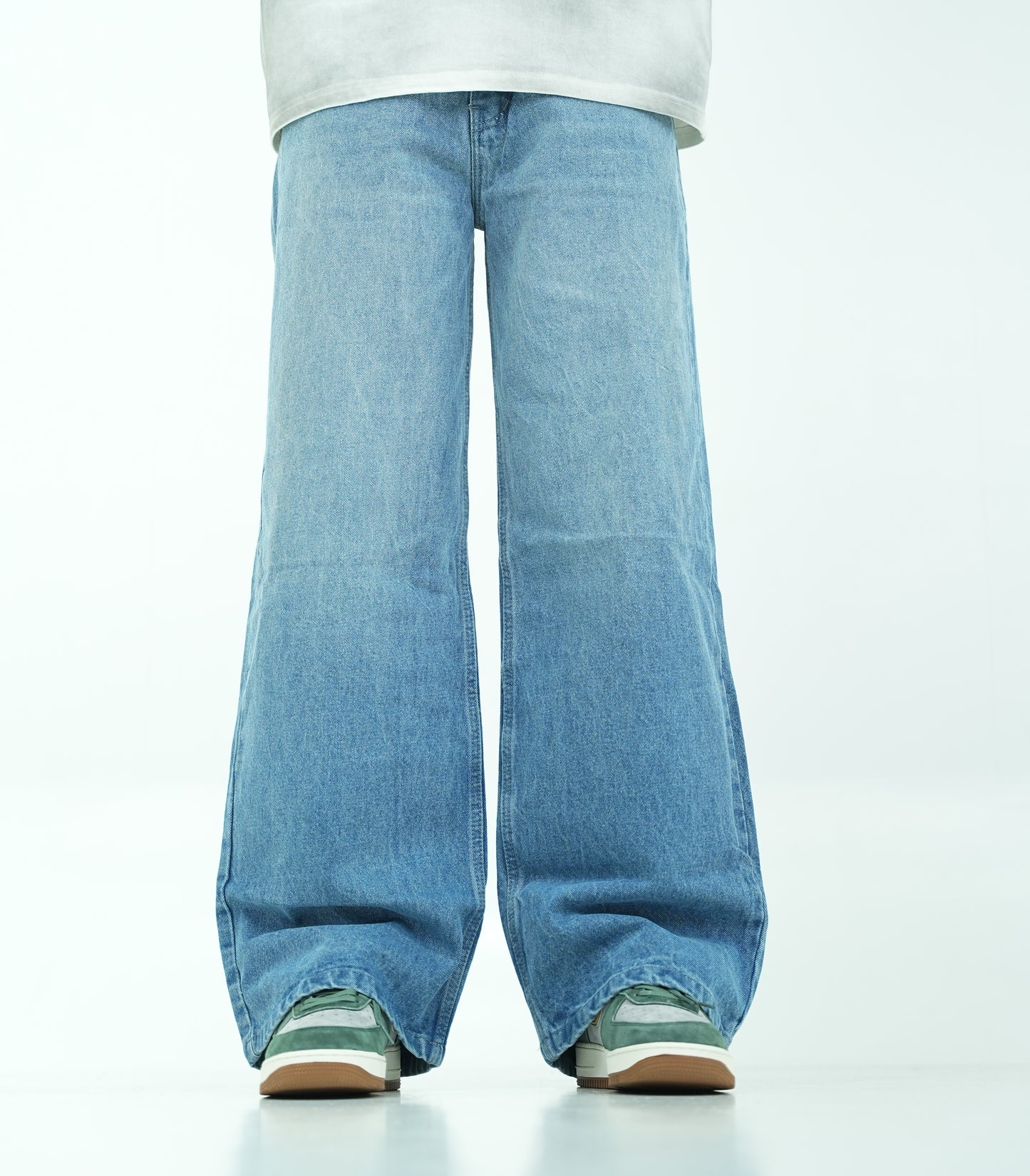 WIDE LEG DENIM