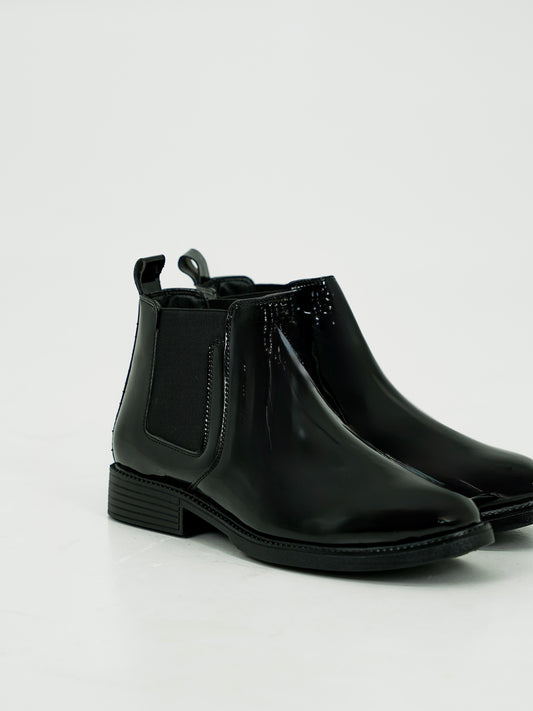 Black Colour Glossy Chelsea Boots